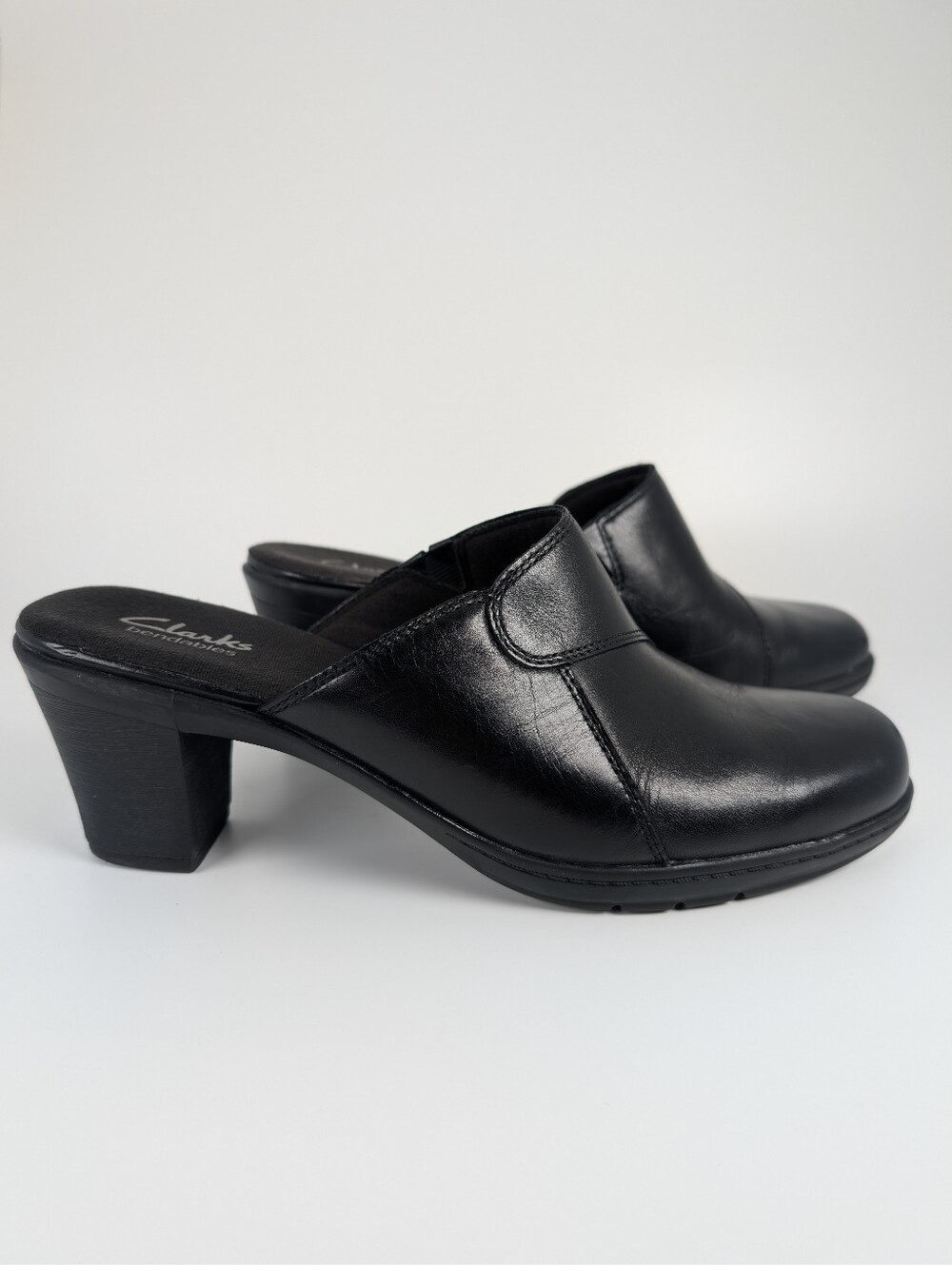 Clark's Genuine Leather Black Heel Mules Slip On Dress Shoes 9.5